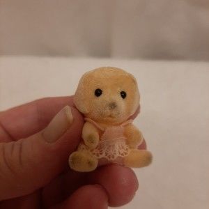 Sylvanian Families Calico Critters Yellow Labrador Baby Girl In Pink Dog Puppy